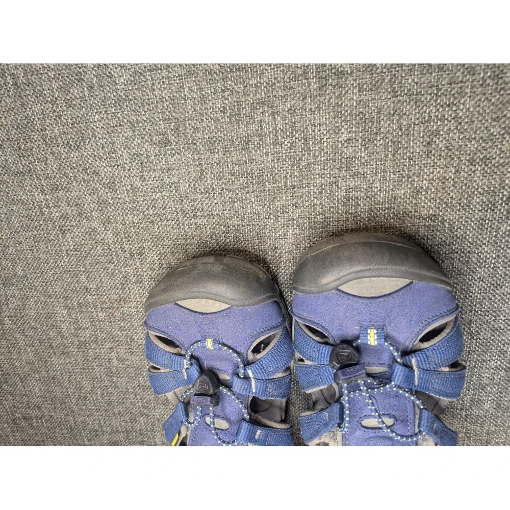 Keen Seacamp II CNX Blue Depths Gargoyle Sport Sandals Size 5 Youth - 1010096